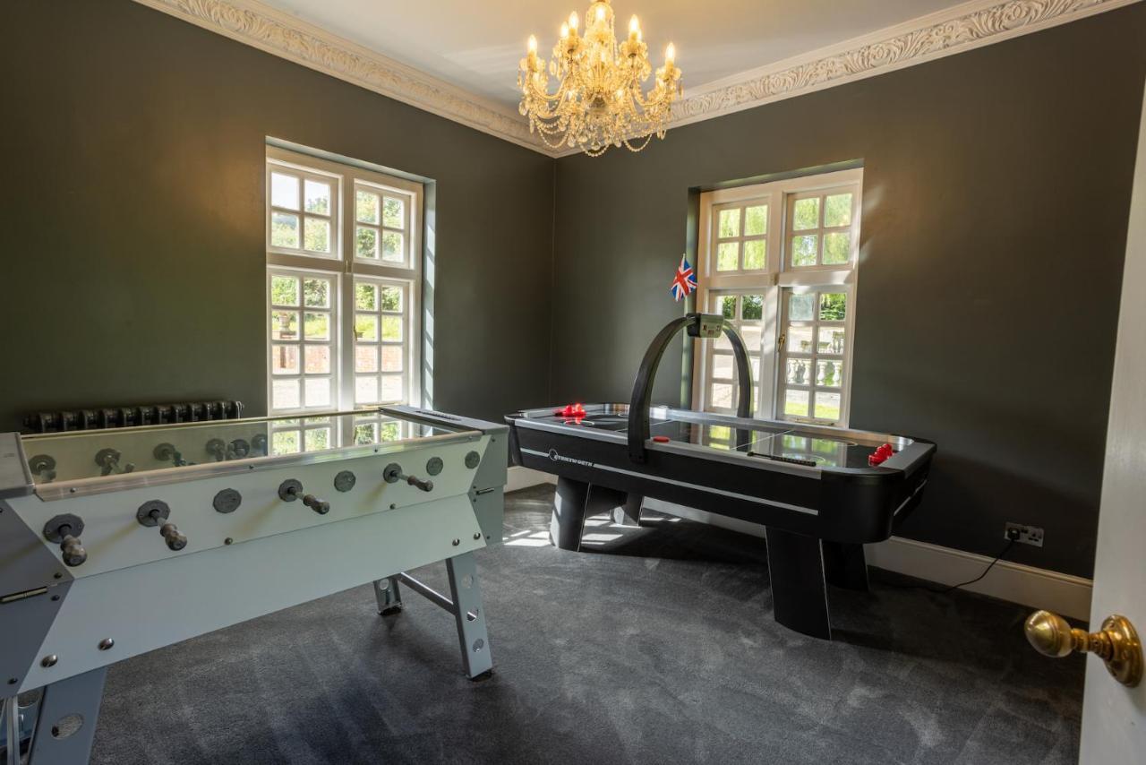 Eastwood Observatory: 12 Bedrooms, Swimming Pool And Tennis Court Хейлшем Экстерьер фото